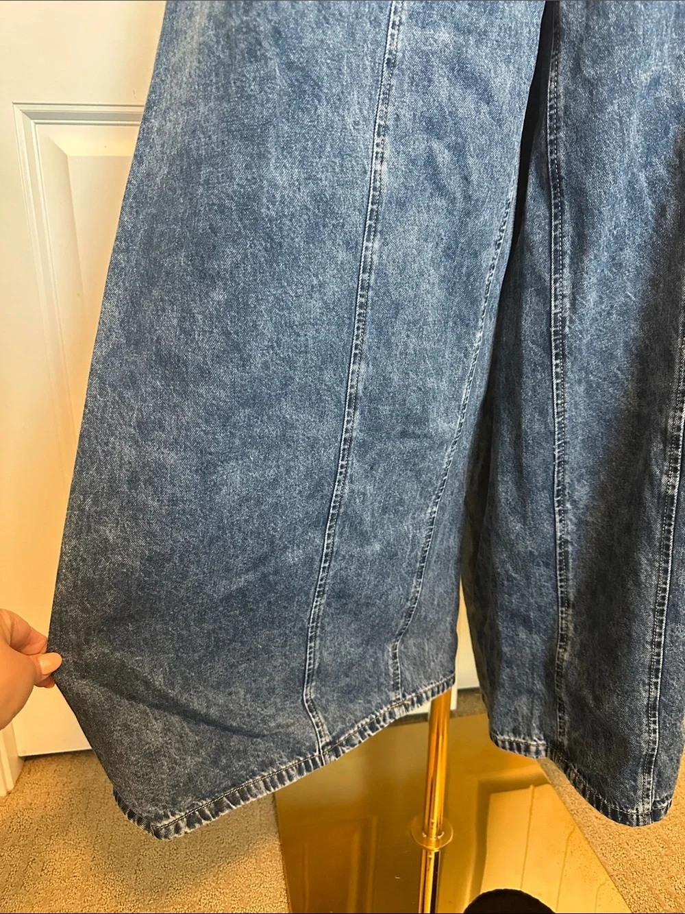 NWT! Wide Leg High-Waist Denim Jeans - Blue